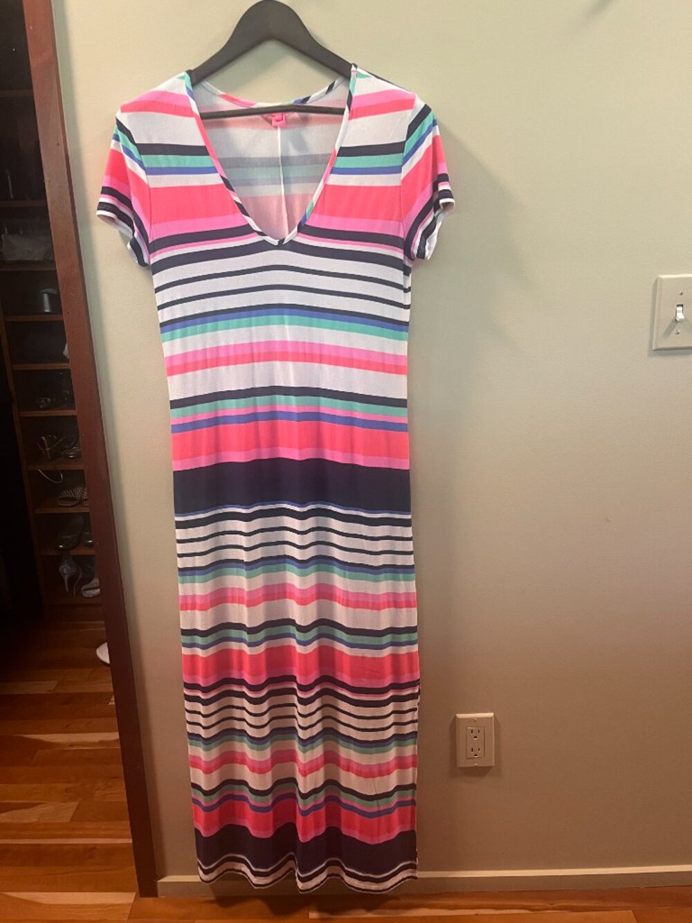 Lilly Pulitzer Striped V-Neck Maxi T-Shirt Dress Size M
